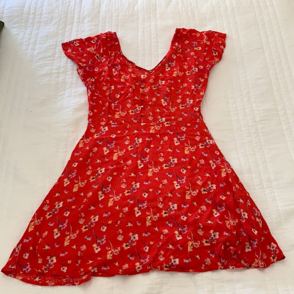 Red Lulus sundress size M